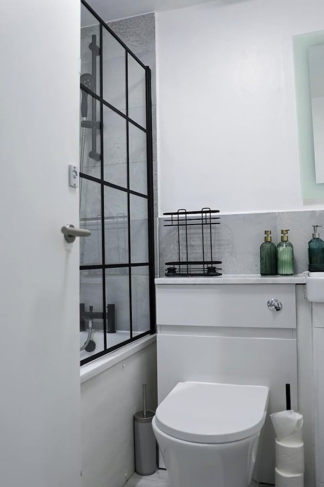 4 Guests - Pet Friendly Retreat in Thornton Heath