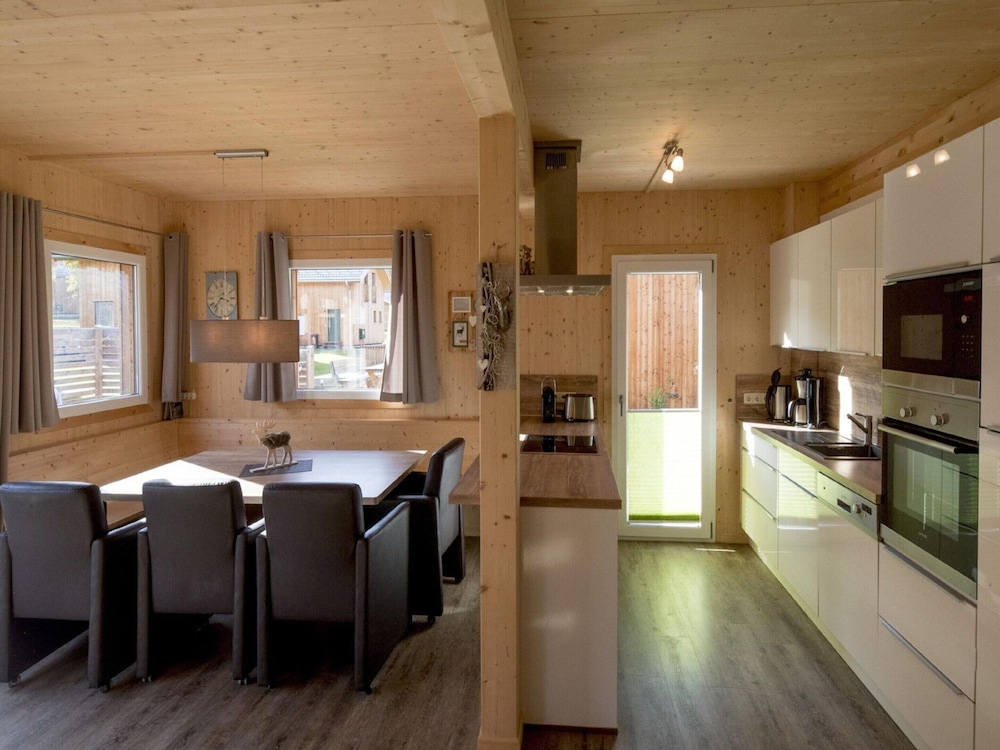 Majestic Chalet With Sauna