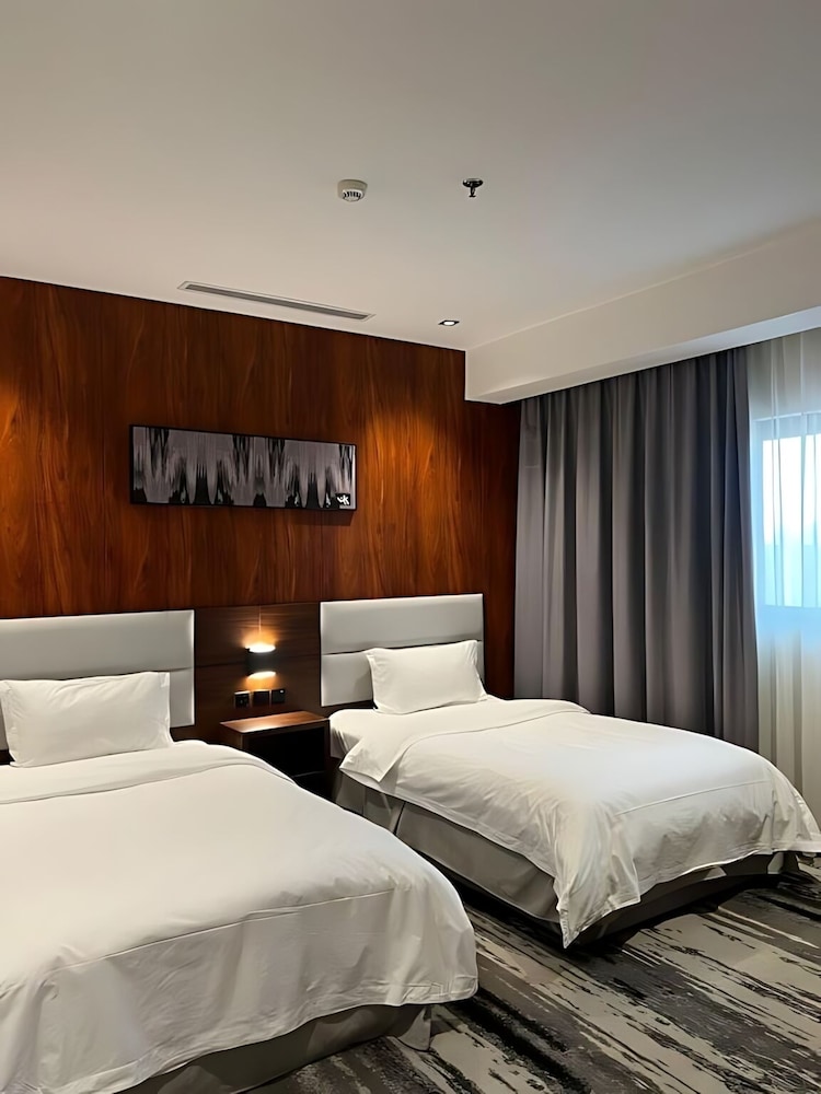 Kayan Serviced Apartments