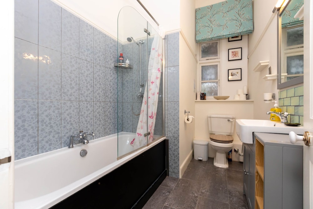 Central 2 Bedroom Apartment Near Old Street