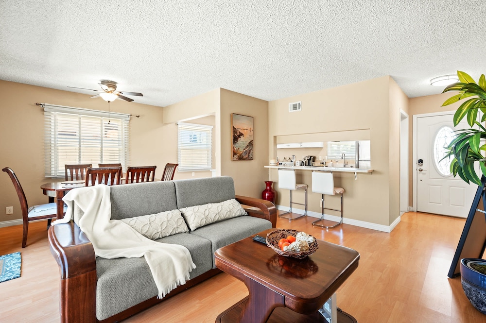 Cozy Getaway Bright Clean Fully Equipped