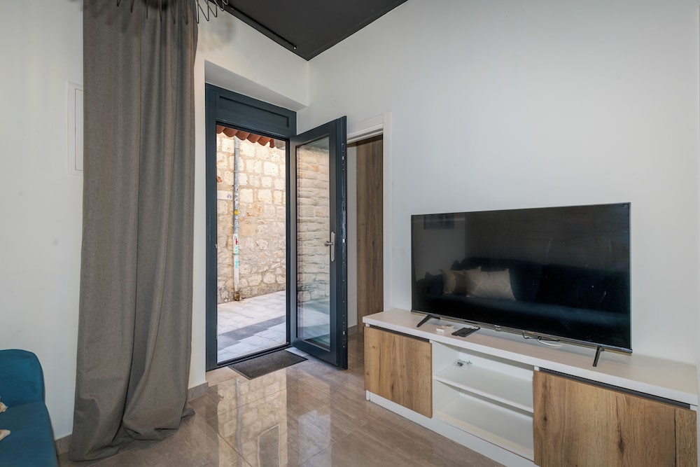 My Home - Downtown Retreat