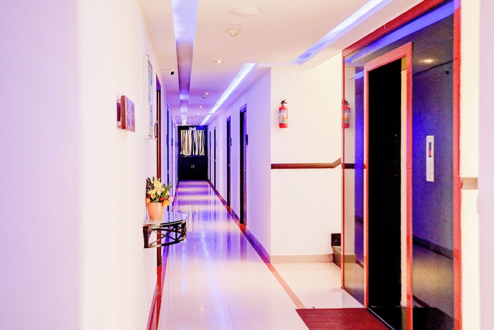 Fabhotel Suncity