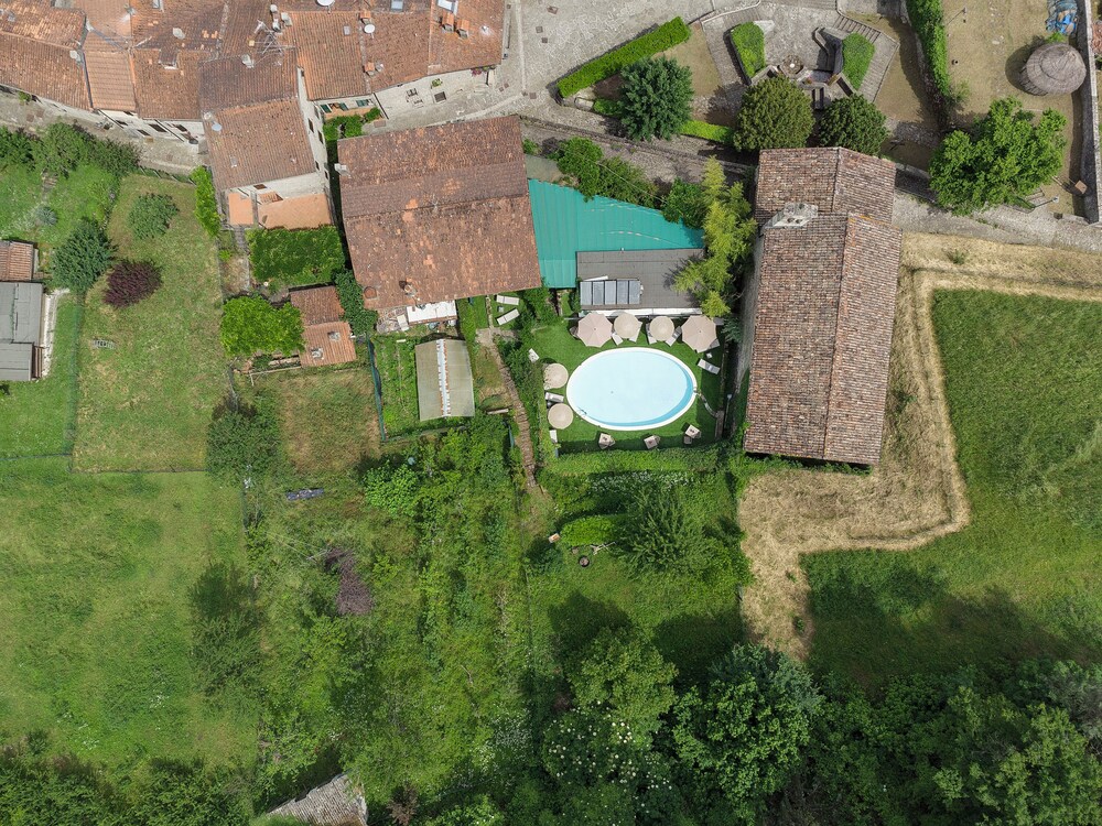 Entire Hilltop Villa With Private Pool In Palazzuolo Sul Senio