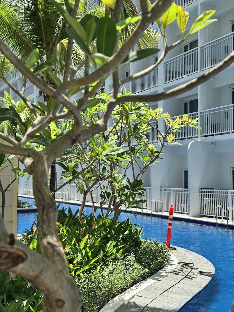 Relax in Pasay City's Best Kept Secret - Spacious Condo With Garden View