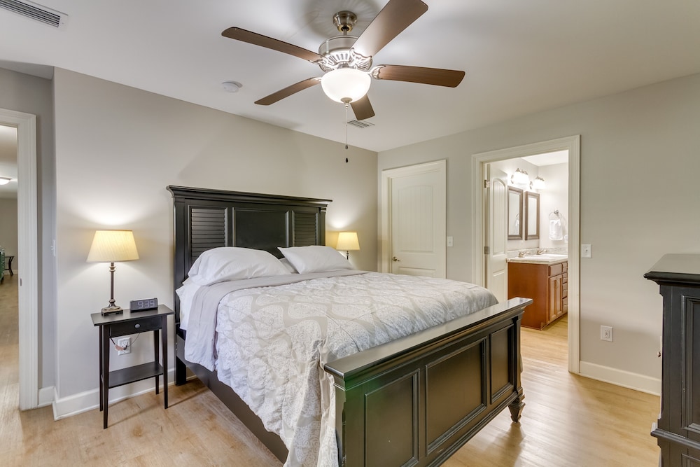 Charming Pensacola Home Rental: 2 Mi to Beach! view 3
