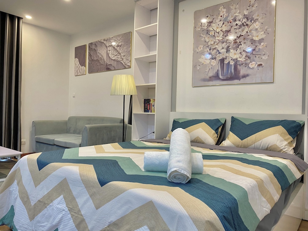 Vinhome D'capitale Service Apartment - Mikage Housing