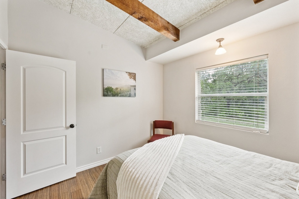 Hill Country Getaway Near San Marcos River 3 Bedroom Home