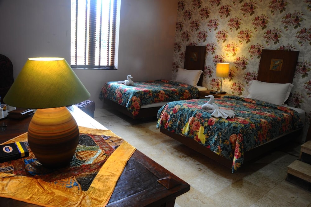 Tegal Panggung Inn