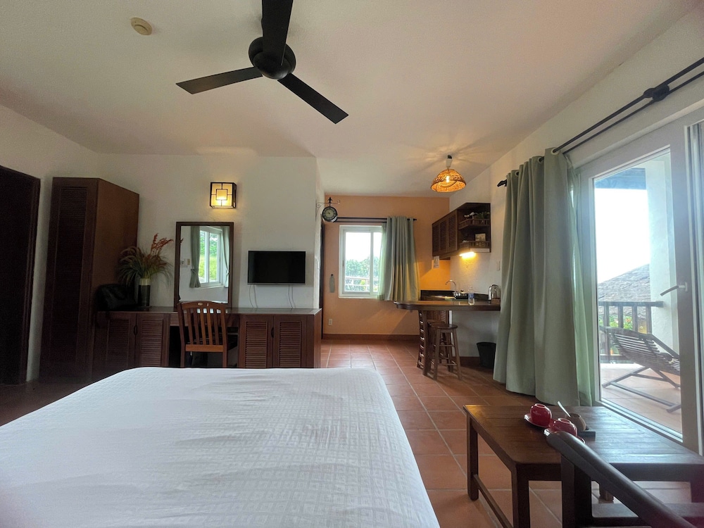 Melon Resort Mũi Né