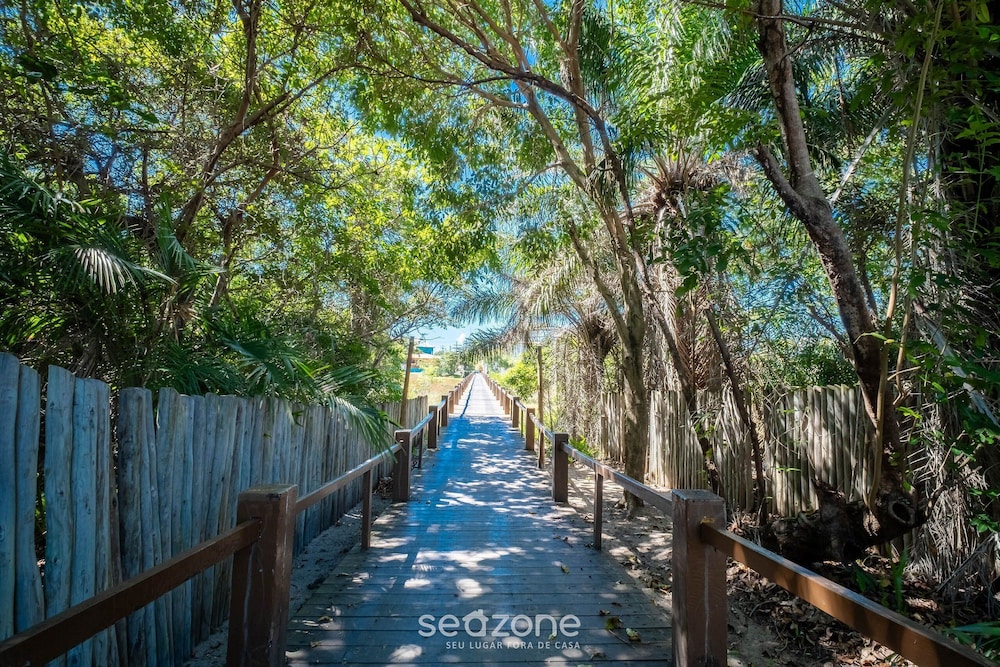 Beautiful Apartin Condo w/ Pool Cqs0004