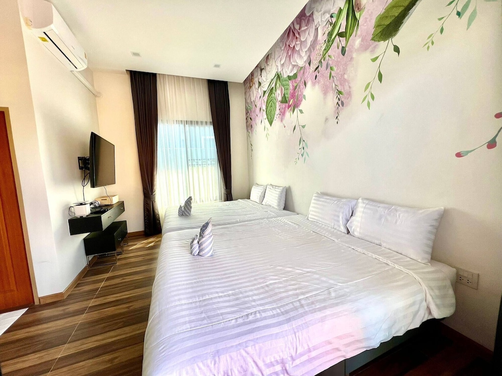 Orange Private Pool Villa, Near Cham Am Beach