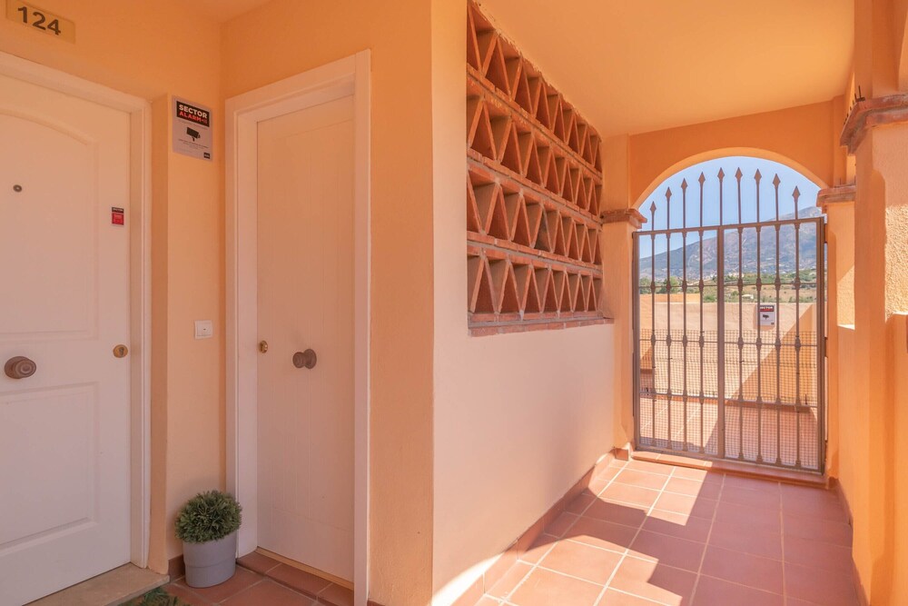 Mijas Golf Boutique Apartment - Golf & Leisure