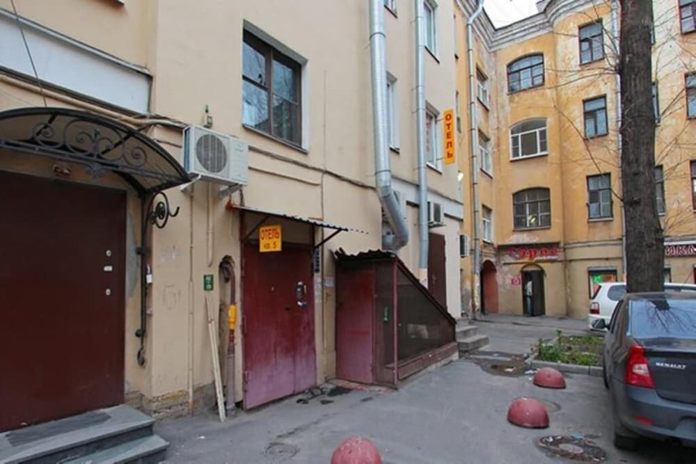 Samsonov Hotel on Ligovsky 84
