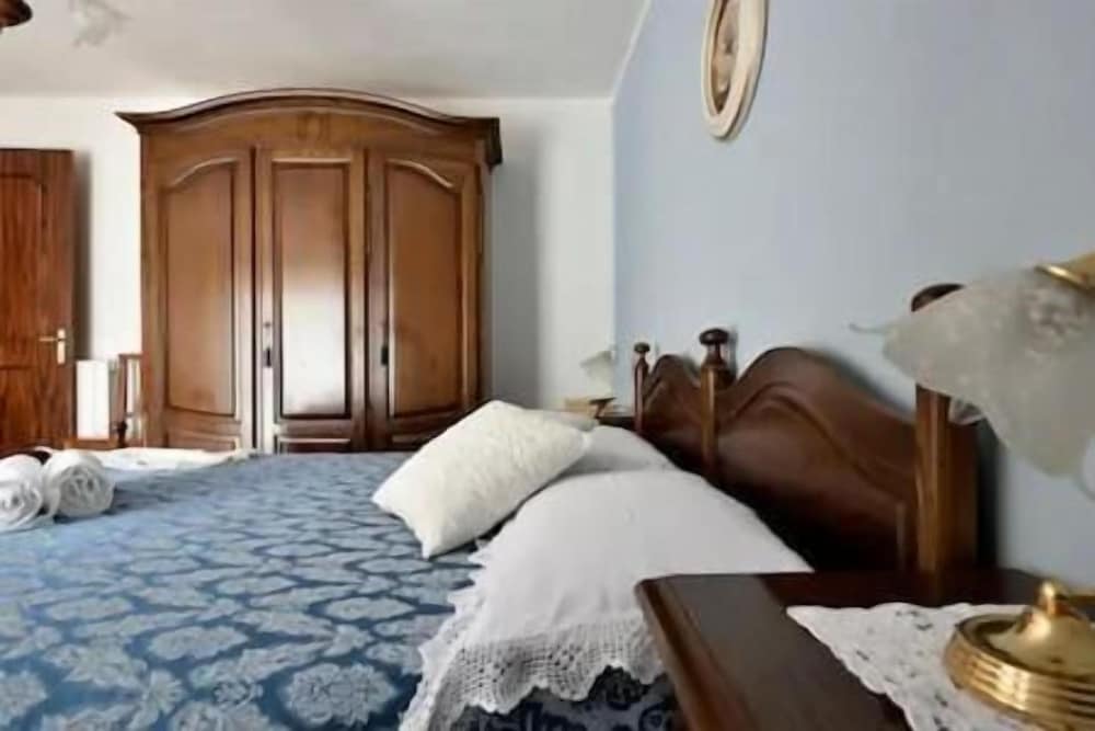 B&b Rooms Urzulei
