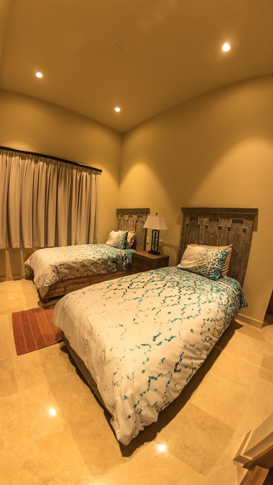 Quivira Los Cabos Condos & Homes - Vacation Rentals