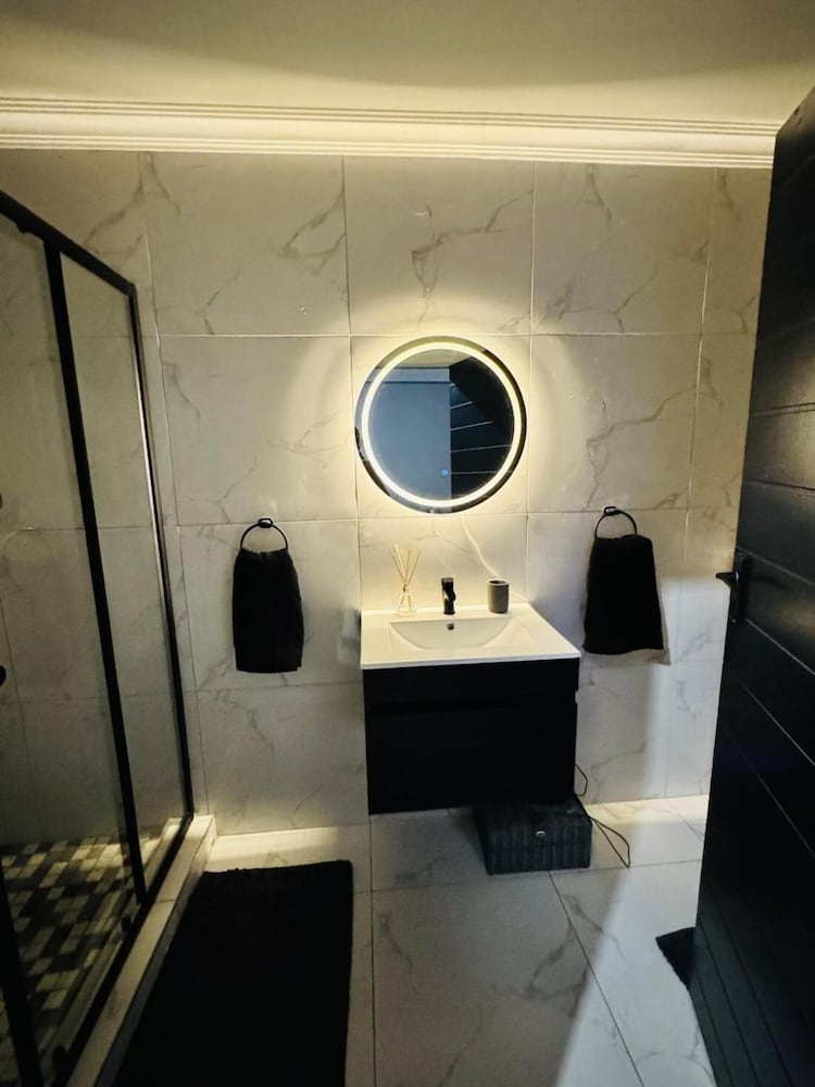 Villa Picasso Sandton - Executive