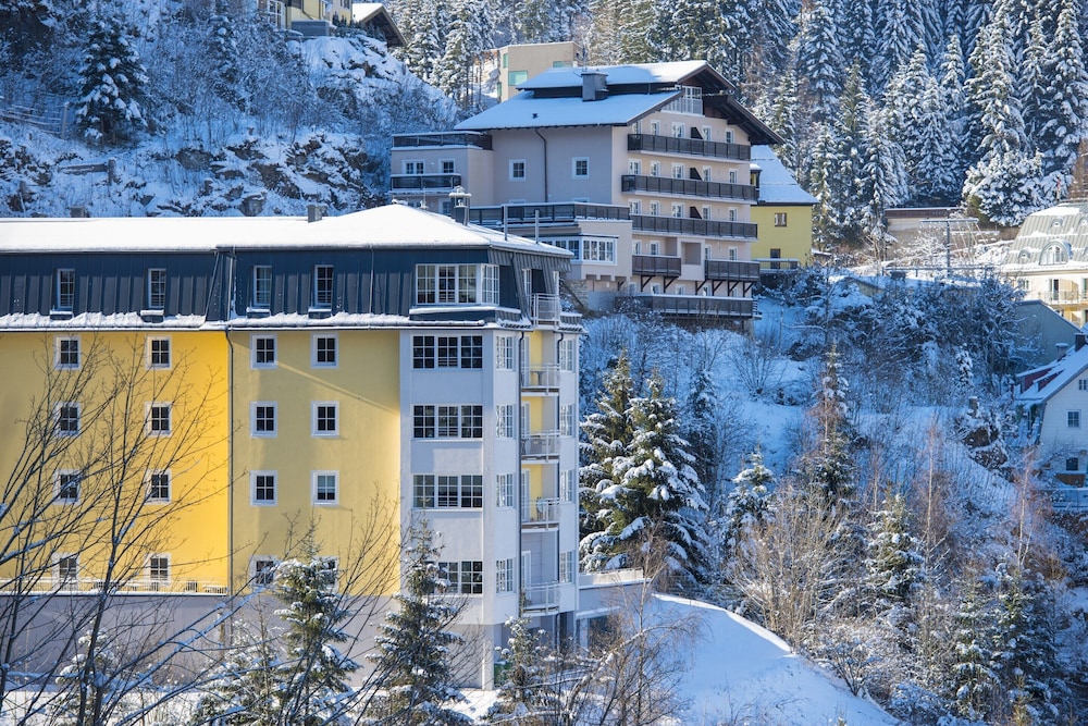 Apartment Bad Gastein Near Ski Slopes