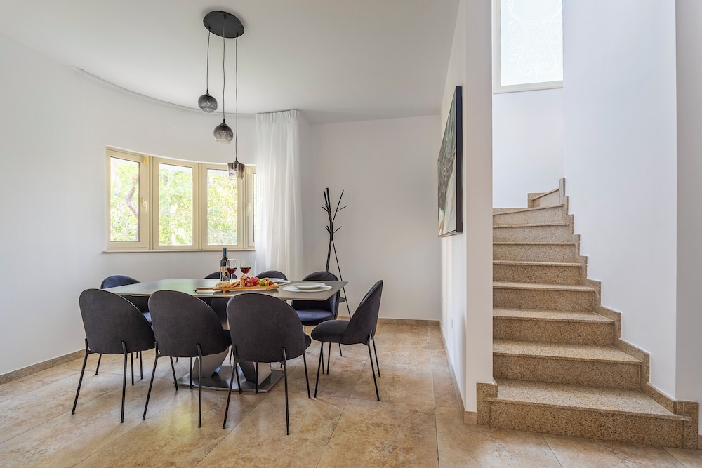 Agios Tychon Luxury Villa With Private Pool