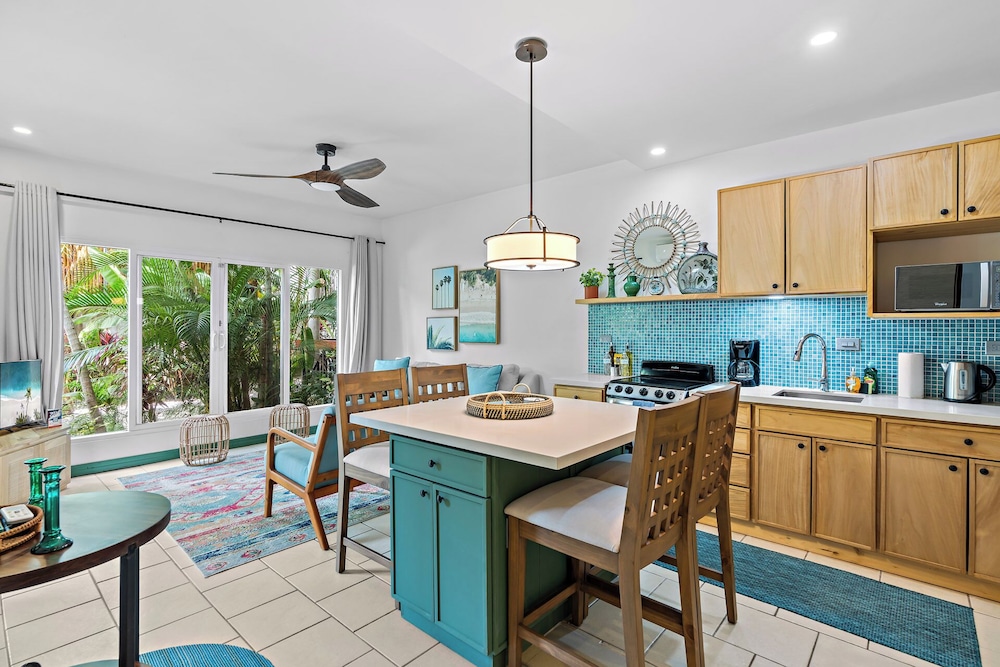 1-BD Near Beach, Great for Digital Nomads