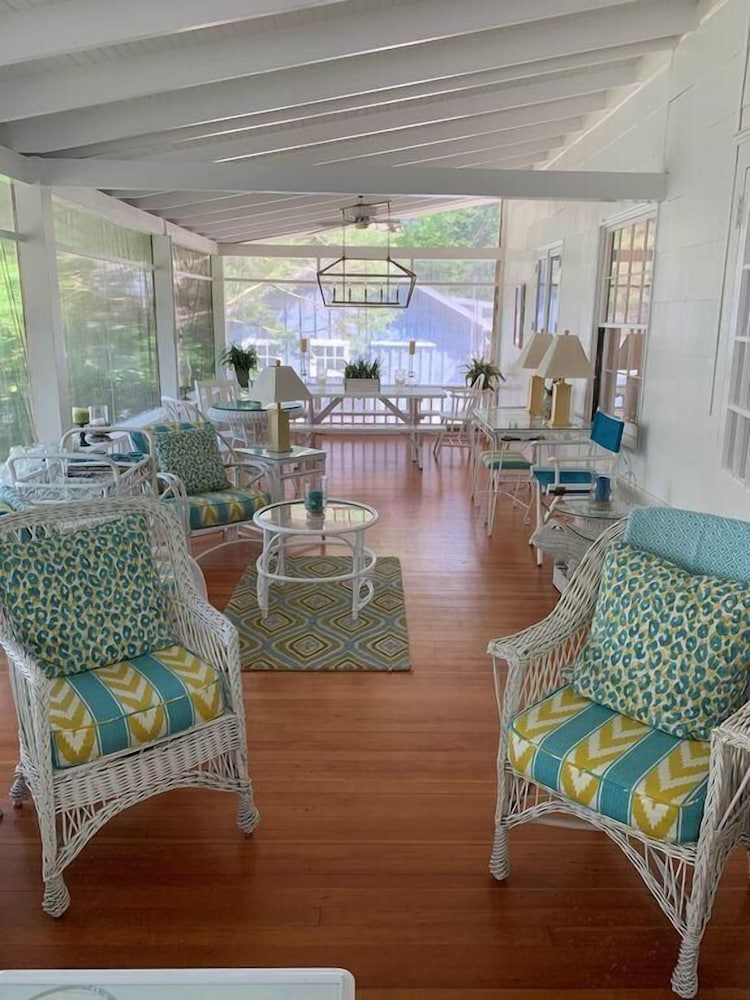 OAK Avenue 20