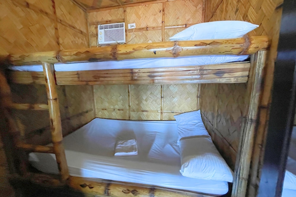 Casa Dolores Laiya Batangas