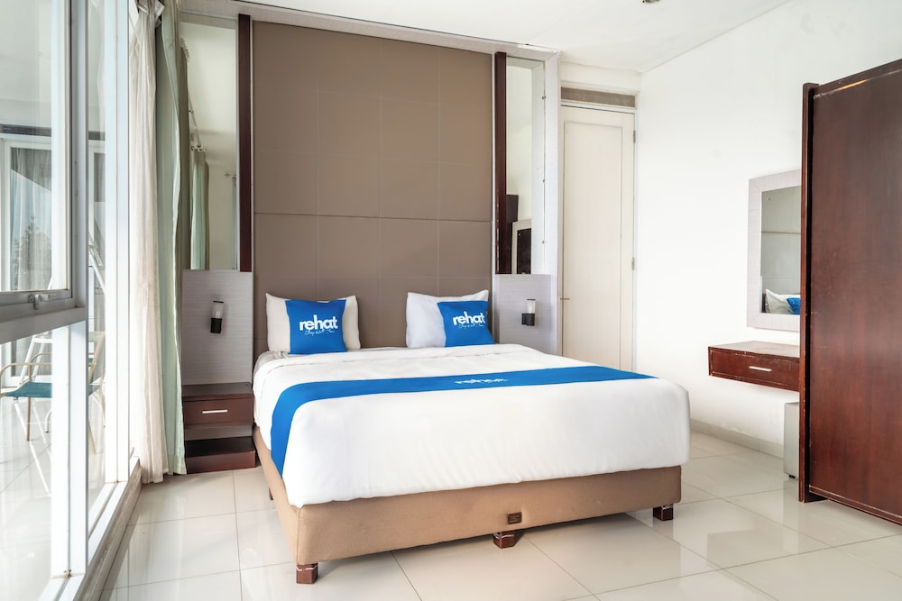 Rehat at Villa Golf Island Dago Resort 2
