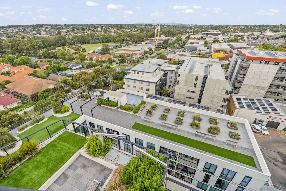 StayAU Modern Townhouse