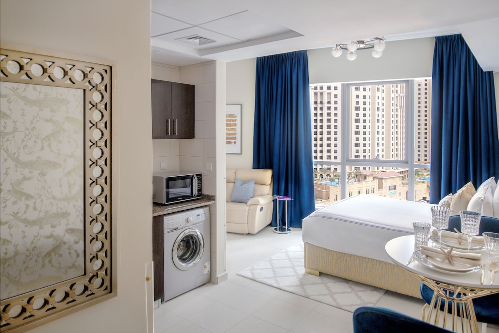 Dream Inn Dubai Bay Central
