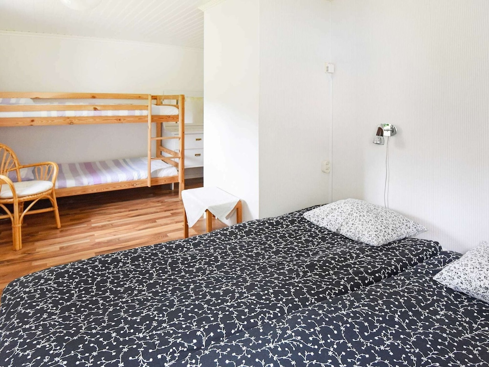 5 Person Holiday Home in Bullaren-by Traum view 2