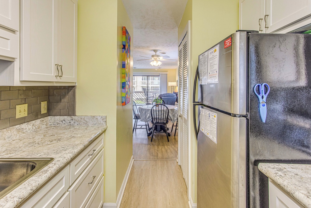 Poolside Fun + Ocean Strolls: Myrtle Beach Oasis!