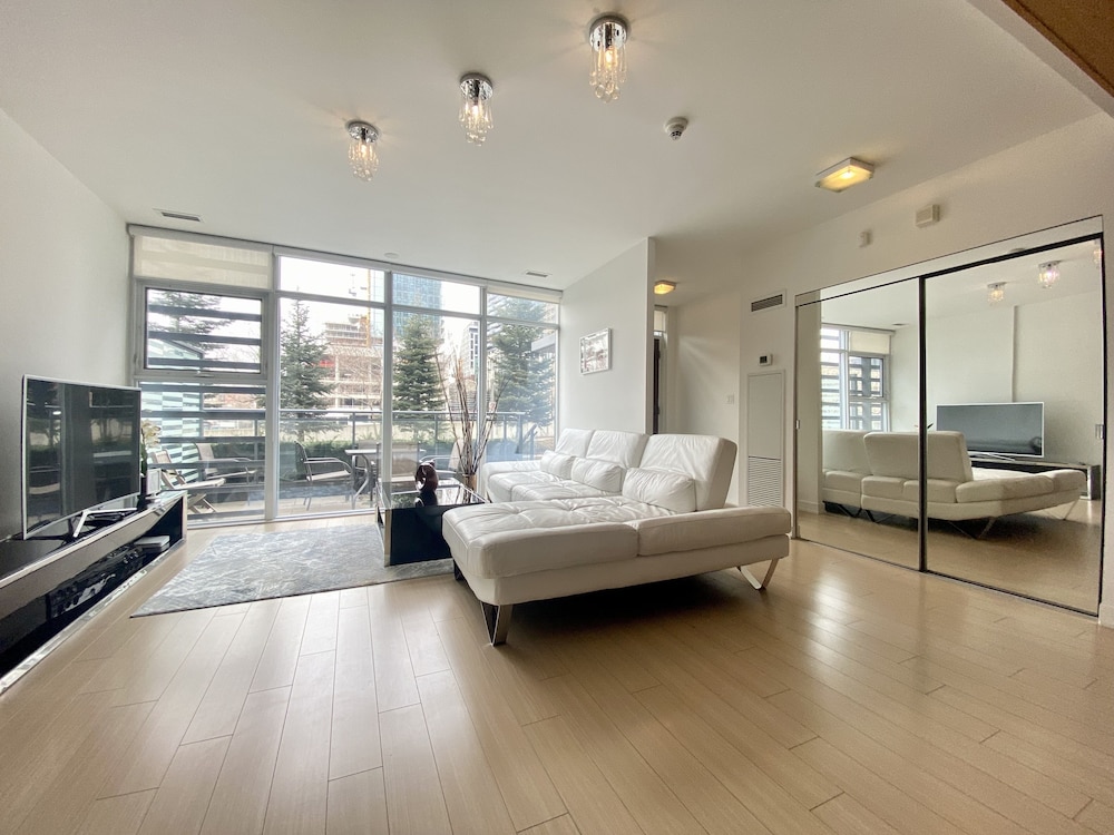 Waterfront Luxury Residences