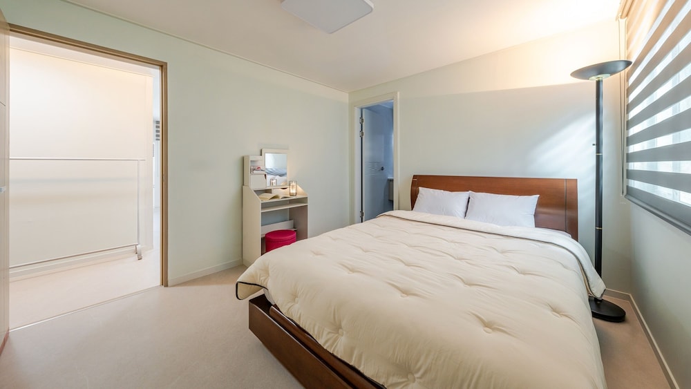 Yeosu Family House Private Pension
