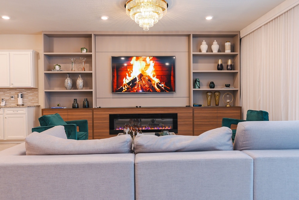 New Home Luxury 8 Bedrooms At Windsor Island