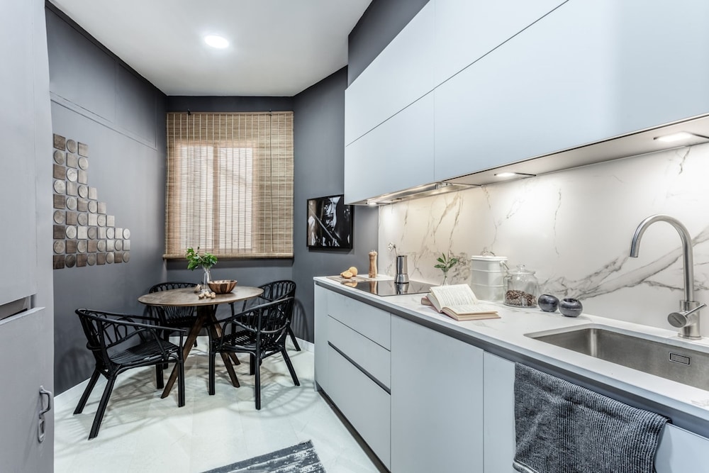 Kasai - 2 Bedrooms and Terrace in Malasa a