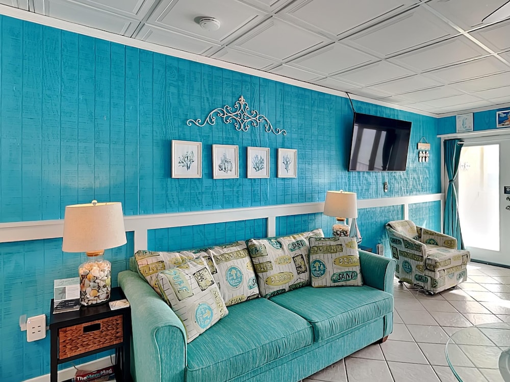 Continental Condominiums II by Resort Collection