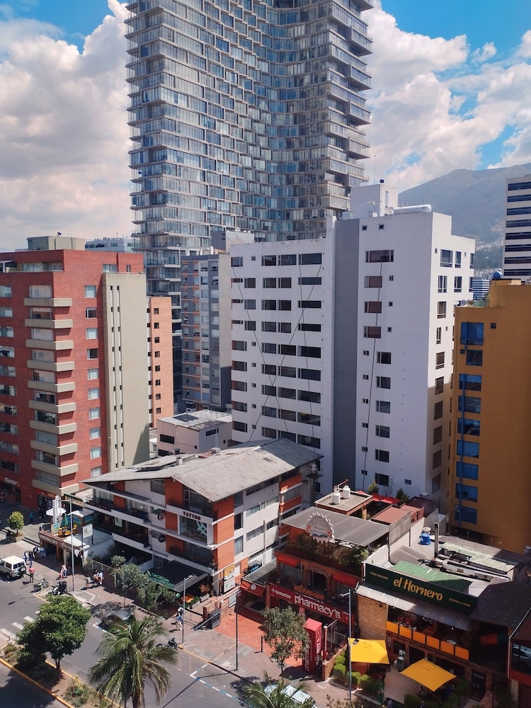 Fontana Suites