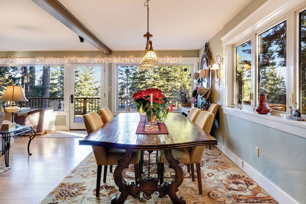 Carnelian Bay Getaway