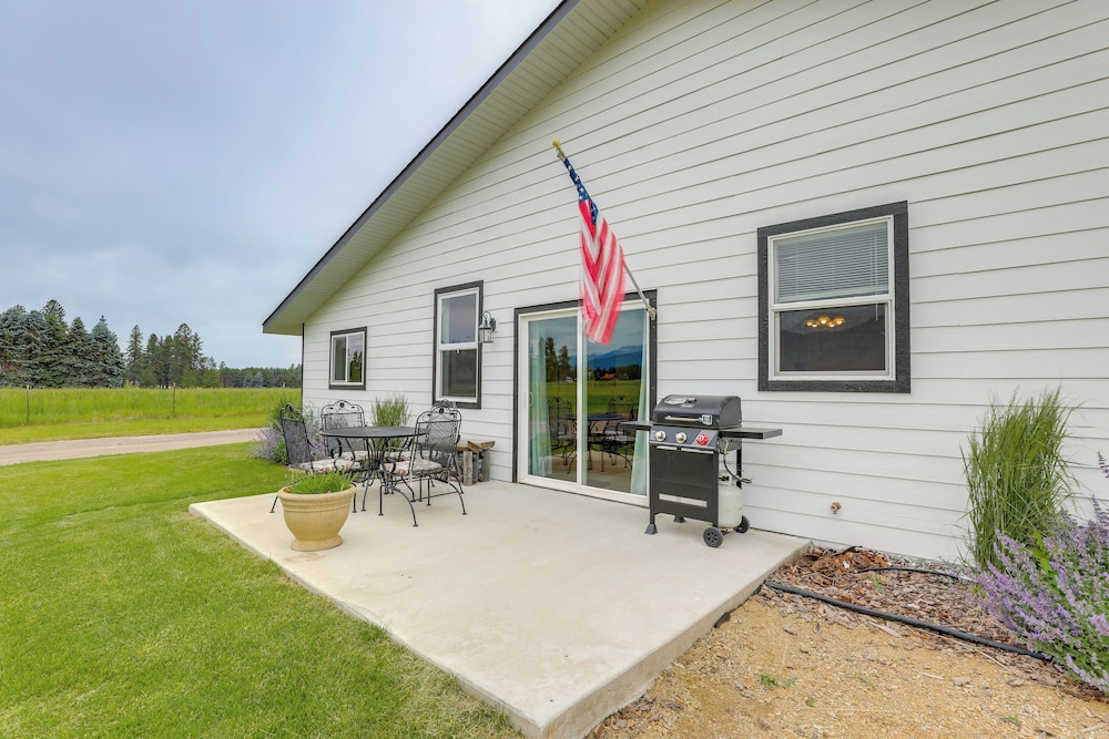 23 Mi to Glacier Natl Park: Mtn-view Gem w/ Patio