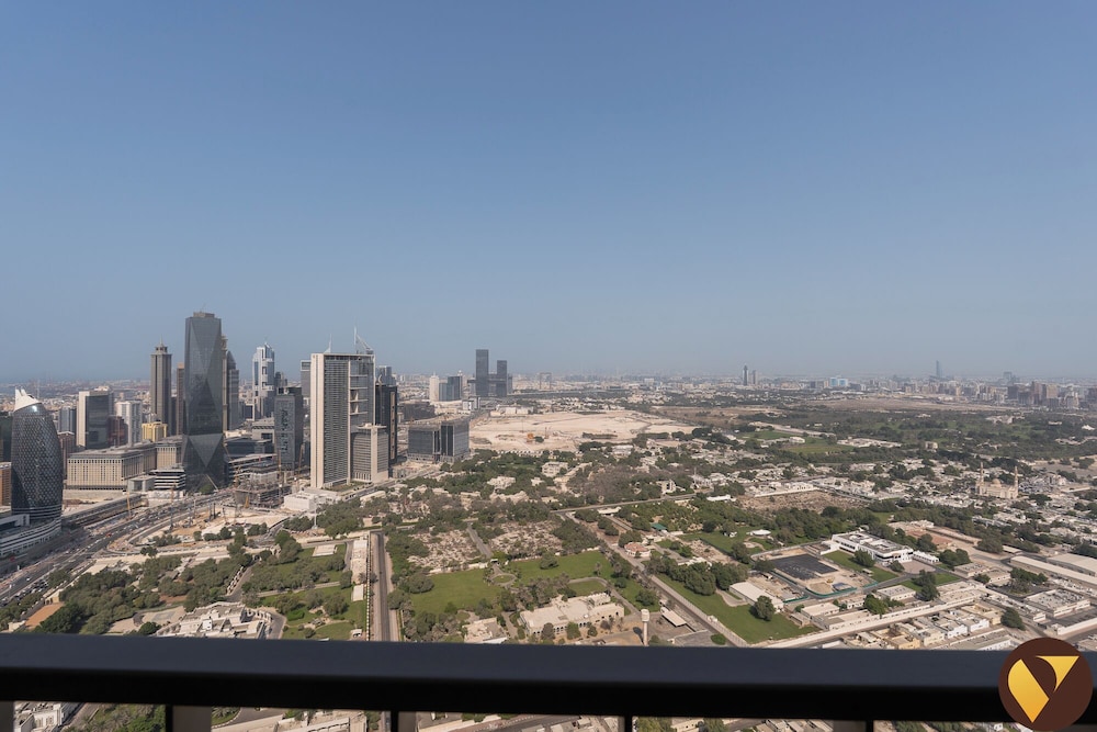 Downtown with Direct Access to Dubai Mal