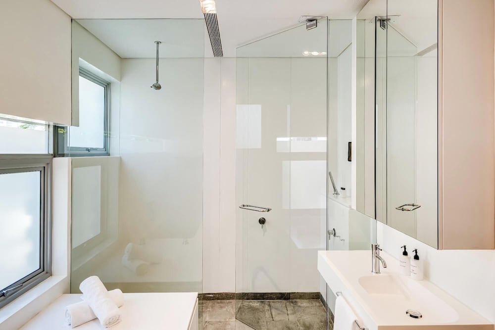 Opulent Spacious Fresnaye Sea View Leonotis Villa