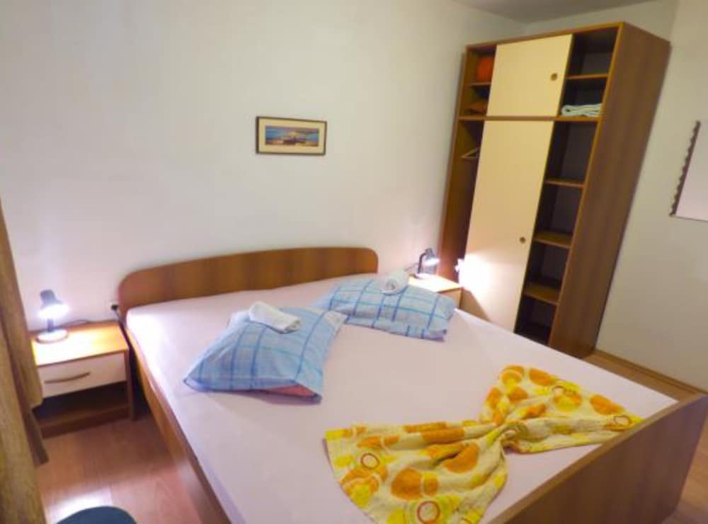 Beachfront Apartments Plaža