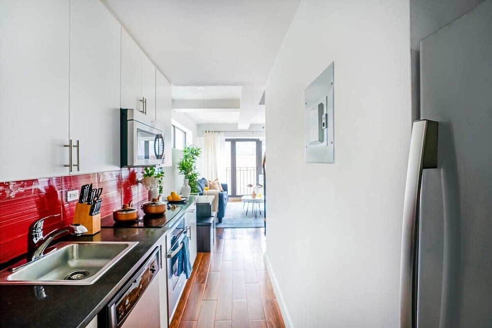 809 Midtown Apartments