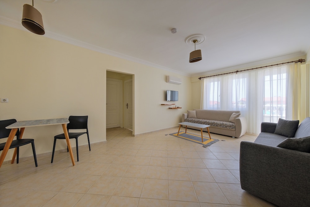 Larimar Suite Otel - Image 10