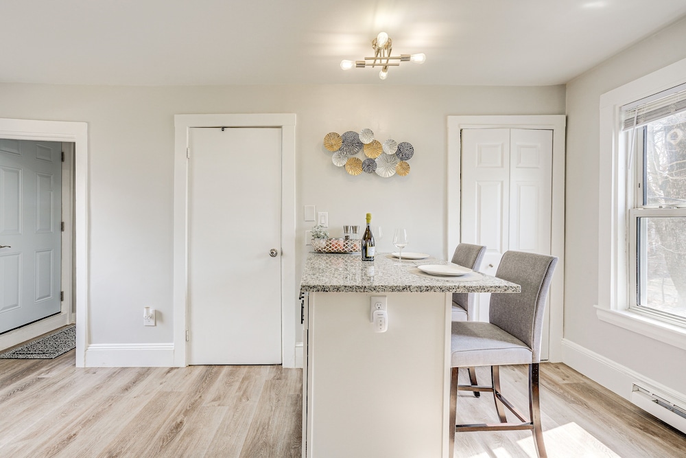 Weymouth Apartment: Close to Beaches & Boston!