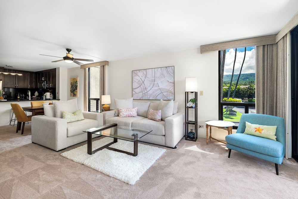 Oceanfront Island Living - Beautiful Kona Condo for Extended Stays - Vrkcv