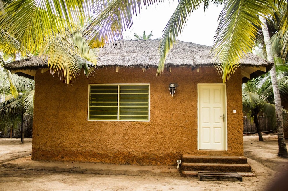 Anomabo Beach Resort
