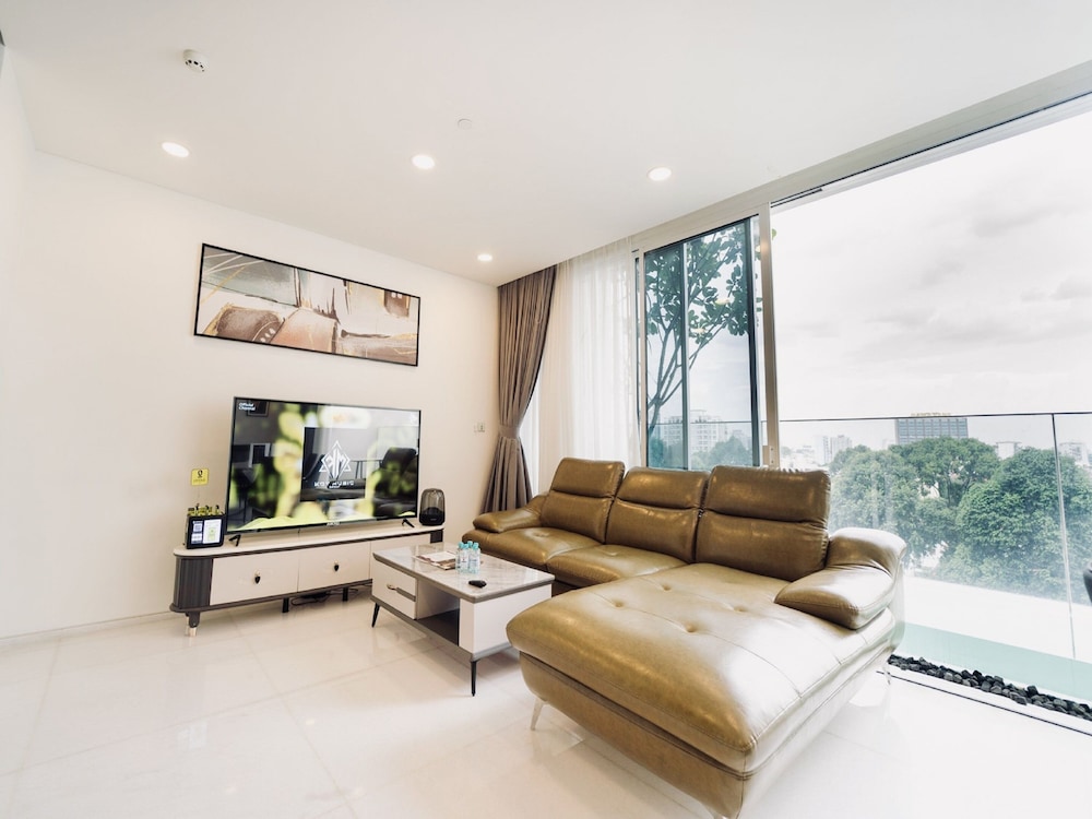 Serenity Luxury Private Pool Villas - Free One Way Airport Shuttle