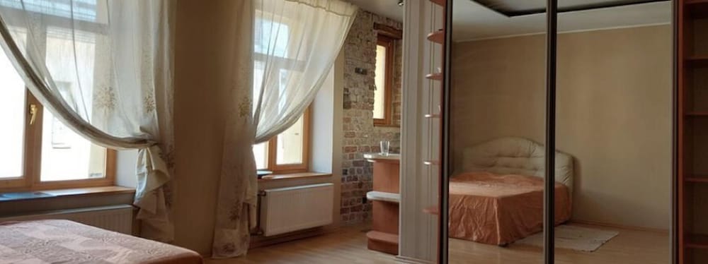 Stunning 1-bed Apartment Riga view 3