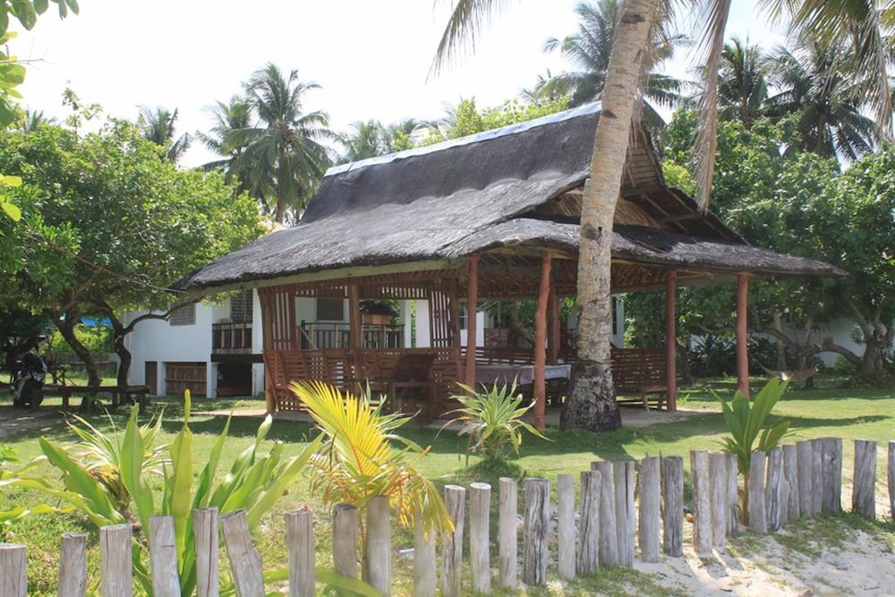 Yama Beachfront House